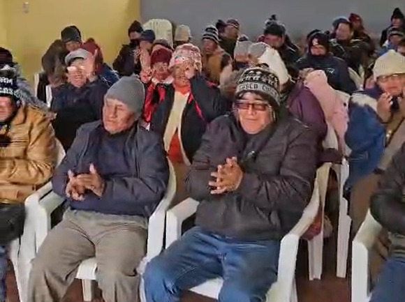 Samuel Hinostroza se reúne con autoridades y pobladores del Centro Poblado Los Andes de Pucará