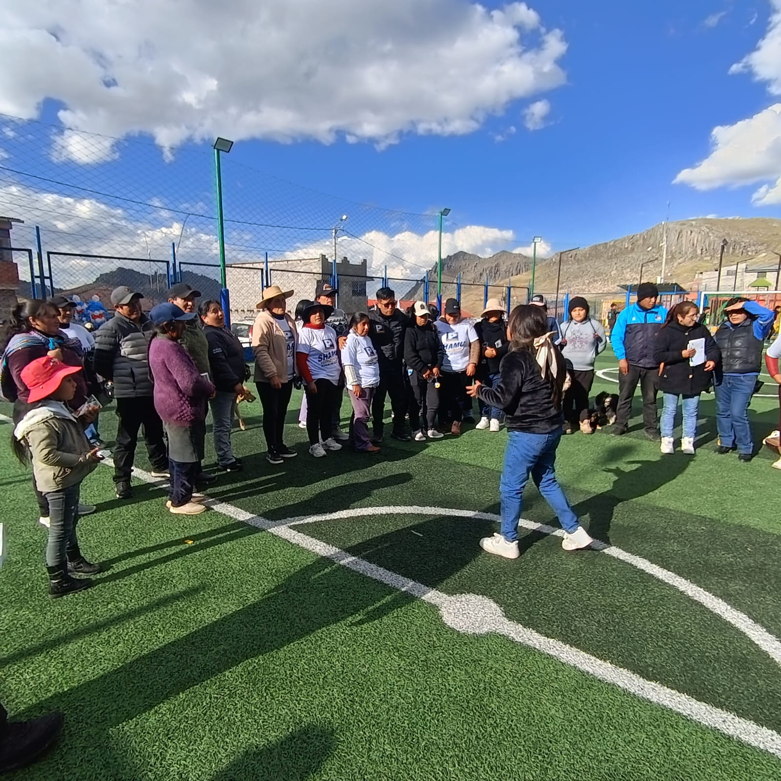 Visita al barrio San Cristóbal de Huayllay